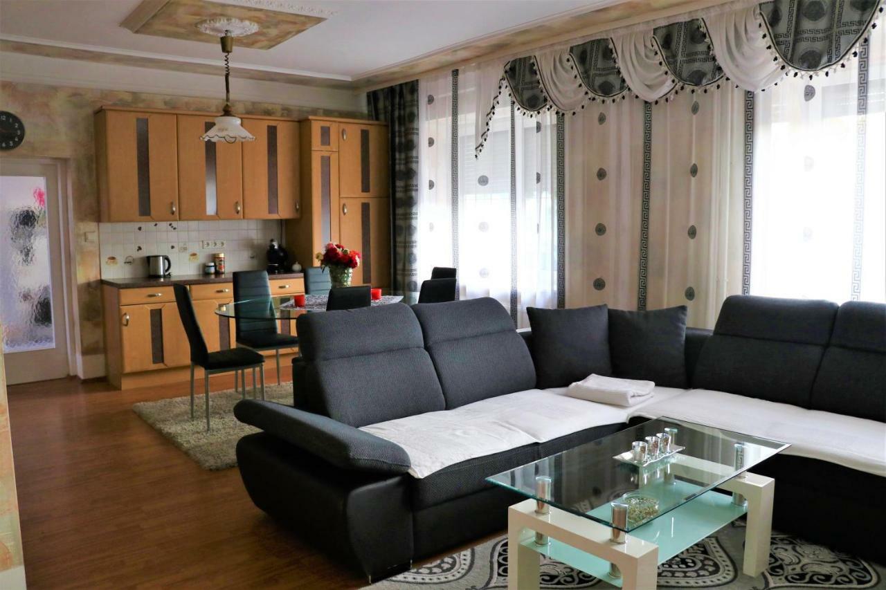 The Lakehouse Villa Neusiedl Am See Wienerstrasse 8 외부 사진