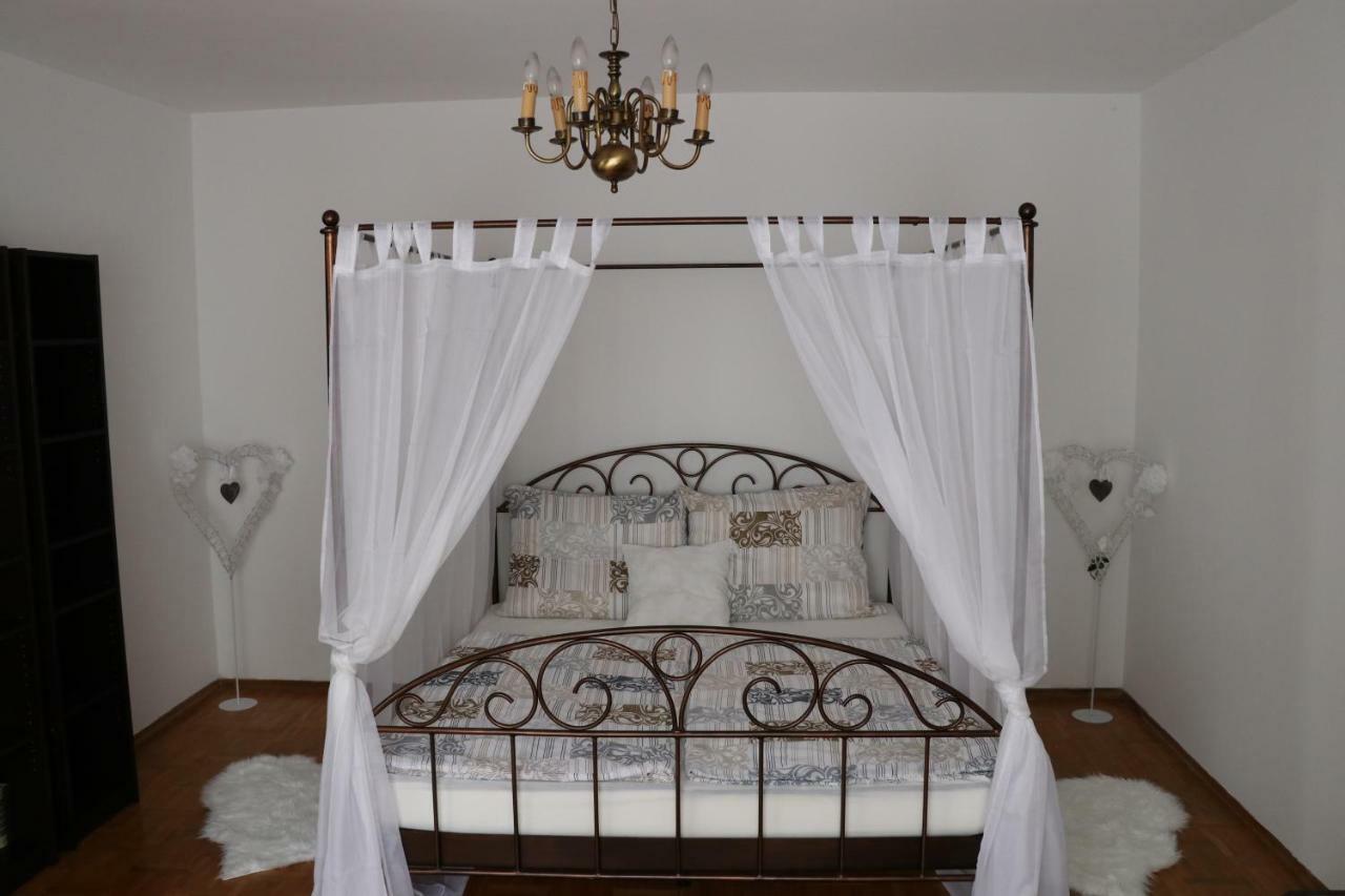 The Lakehouse Villa Neusiedl Am See Wienerstrasse 8 외부 사진
